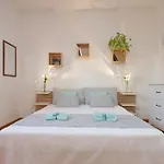 Silvias Flat